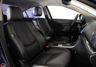 Подержанный автомобиль Mazda 6 Sedan 2010 года (11 фото)