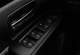 Подержанный автомобиль Mitsubishi Outlander 2021 года (17 фото)