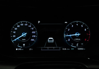 Подержанный автомобиль Kia K5 2020 года (12 фото)