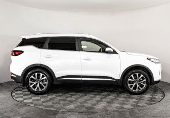 Подержанный автомобиль Chery Tiggo 7 Pro 2022 года (4 фото)
