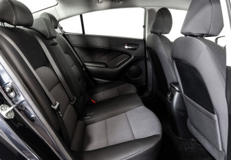 Подержанный автомобиль Kia Cerato Sedan 2018 года (19 фото)