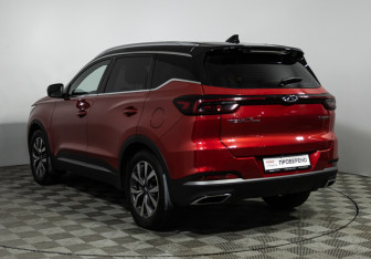 Подержанный автомобиль Chery Tiggo 7 Pro 2021 года (7 фото)