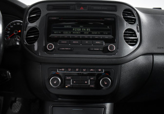Подержанный автомобиль Volkswagen Tiguan 2013 года (16 фото)