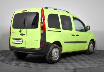 Подержанный автомобиль Renault Kangoo 2008 года (5 фото)