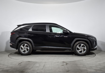 Подержанный автомобиль Hyundai Tucson 2021 года (4 фото)