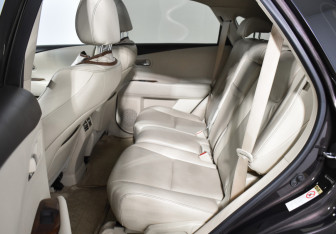 Подержанный автомобиль Lexus RX 2013 года (11 фото)