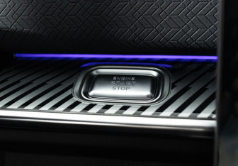 Подержанный автомобиль Jaecoo J7 2023 года (17 фото)