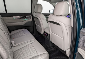 Новый GAC GS8 2025 (12 фото)