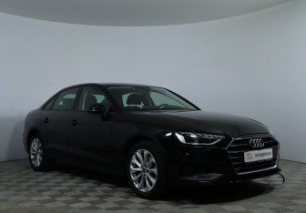 Подержанный автомобиль Audi A4 Sedan 2021 года (3 фото)