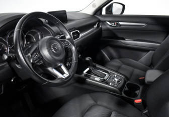 Подержанный автомобиль Mazda CX-5 2019 года (9 фото)