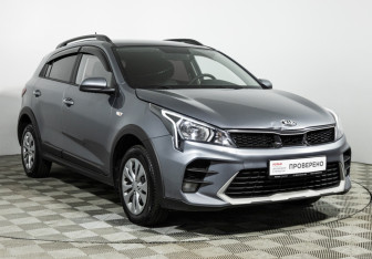Подержанный автомобиль Kia Rio Hatchback 2021 года (3 фото)