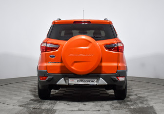Подержанный автомобиль Ford EcoSport 2015 года (6 фото)