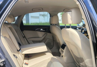 Подержанный автомобиль Audi A6 Sedan 2015 года (19 фото)