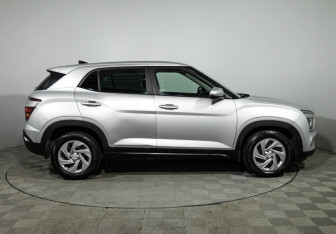 Подержанный автомобиль Hyundai Creta 2021 года (4 фото)