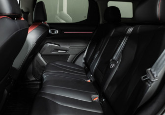 Подержанный автомобиль Haval H3 2024 года (10 фото)