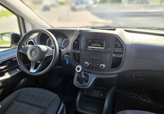 Подержанный автомобиль Mercedes-Benz Vito 2016 года (11 фото)