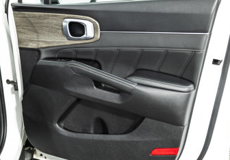 Подержанный автомобиль Kia Sorento 2020 года (29 фото)