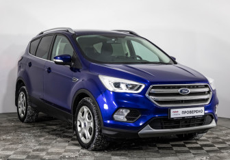 Подержанный автомобиль Ford Kuga 2017 года (3 фото)