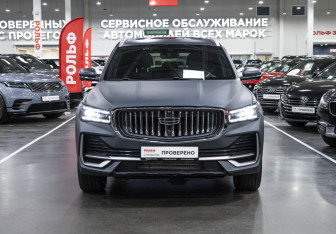 Подержанный автомобиль Geely Monjaro 2024 года (3 фото)