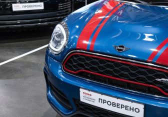 Подержанный автомобиль MINI Countryman 2019 года (5 фото)