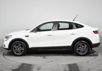 Подержанный автомобиль Renault Arkana 2020 года (8 фото)