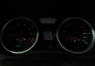 Подержанный автомобиль Renault Megane Sedan 2007 года (12 фото)