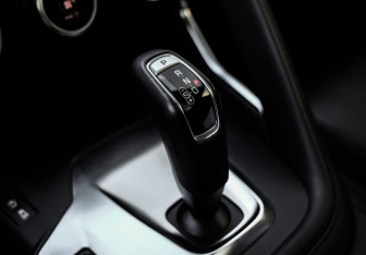 Подержанный автомобиль Jaguar E-Pace 2019 года (22 фото)