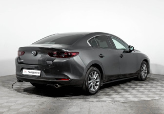 Подержанный автомобиль Mazda 3 Sedan 2021 года (5 фото)
