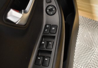 Подержанный автомобиль Kia Picanto 2015 года (18 фото)