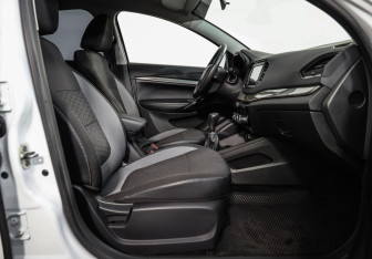 Подержанный автомобиль LADA (ВАЗ) Vesta Sedan 2023 года (21 фото)