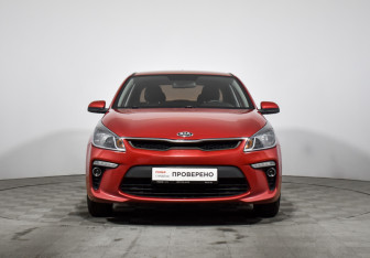 Подержанный автомобиль Kia Rio Sedan 2019 года (2 фото)