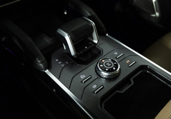 Подержанный автомобиль Jetour T2 2024 года (19 фото)