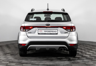 Подержанный автомобиль Kia Rio Hatchback 2018 года (6 фото)