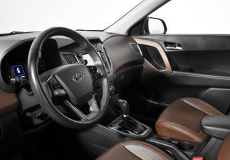 Подержанный автомобиль Hyundai Creta 2021 года (9 фото)