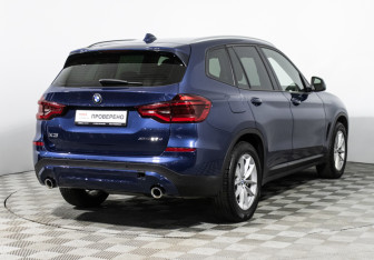 Подержанный автомобиль BMW X3 2020 года (5 фото)