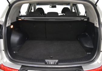 Подержанный автомобиль Kia Sportage 2015 года (16 фото)