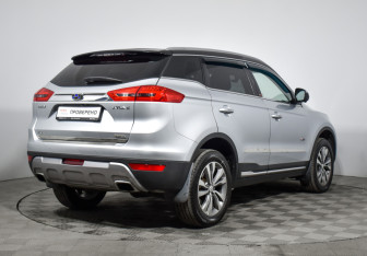 Подержанный автомобиль Geely Atlas 2019 года (5 фото)
