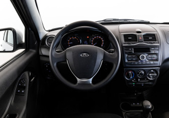 Подержанный автомобиль LADA (ВАЗ) Granta Liftback 2024 года (13 фото)