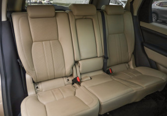 Подержанный автомобиль Land Rover Discovery Sport 2017 года (24 фото)