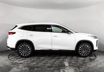 Подержанный автомобиль Exeed TXL 2022 года (5 фото)