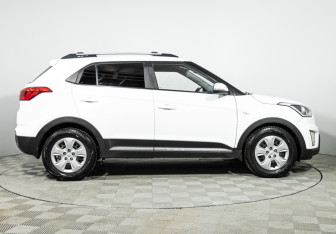 Подержанный автомобиль Hyundai Creta 2017 года (4 фото)