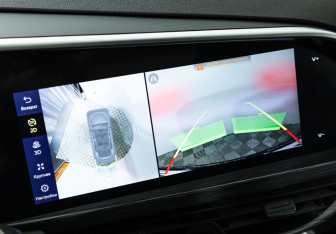 Подержанный автомобиль Geely Tugella 2023 года (20 фото)