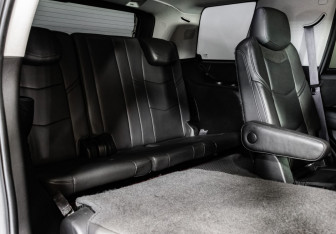 Подержанный автомобиль Cadillac Escalade Suv 2015 года (25 фото)