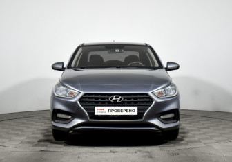 Подержанный автомобиль Hyundai Solaris Sedan 2017 года (2 фото)