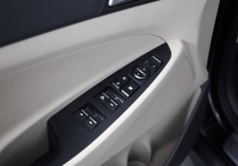 Подержанный автомобиль Hyundai Tucson 2018 года (23 фото)