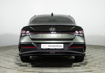 Подержанный автомобиль Hyundai Elantra Sedan 2024 года (6 фото)