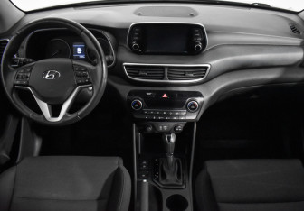 Подержанный автомобиль Hyundai Tucson 2018 года (12 фото)