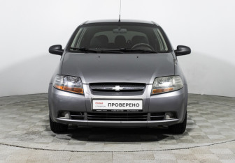 Подержанный автомобиль Chevrolet Aveo Hatchback 2006 года (2 фото)