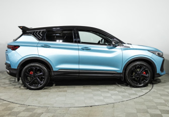 Подержанный автомобиль Geely Coolray 2024 года (4 фото)