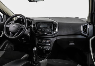 Подержанный автомобиль LADA (ВАЗ) XRAY 2019 года (9 фото)